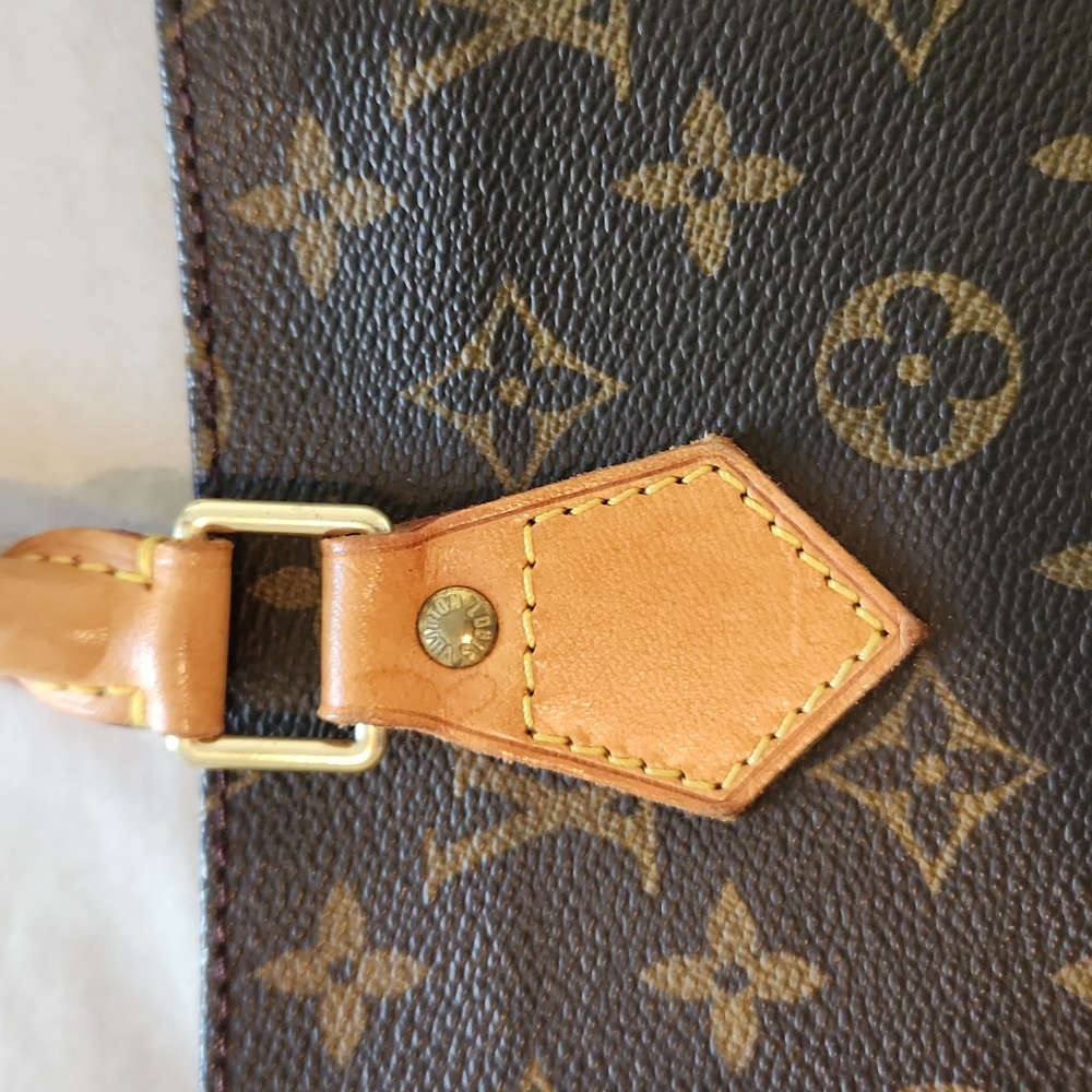 Vintage 90s Louis Vuitton Magazine Bag - Picture 10 of 17